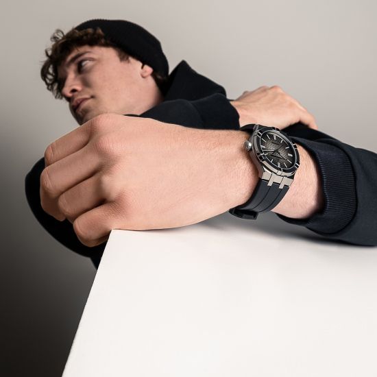 Maurice Lacroix Aikon Automaat Limited Edition 1/888 AI6008-PVB00-330-2