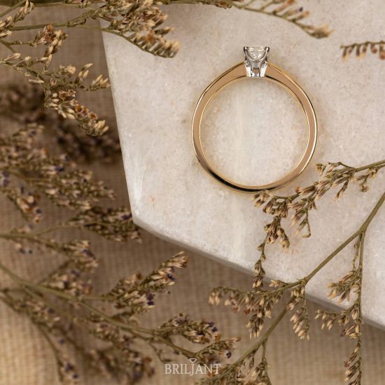 Gouden ring Briljant 0.18ct mt17,5